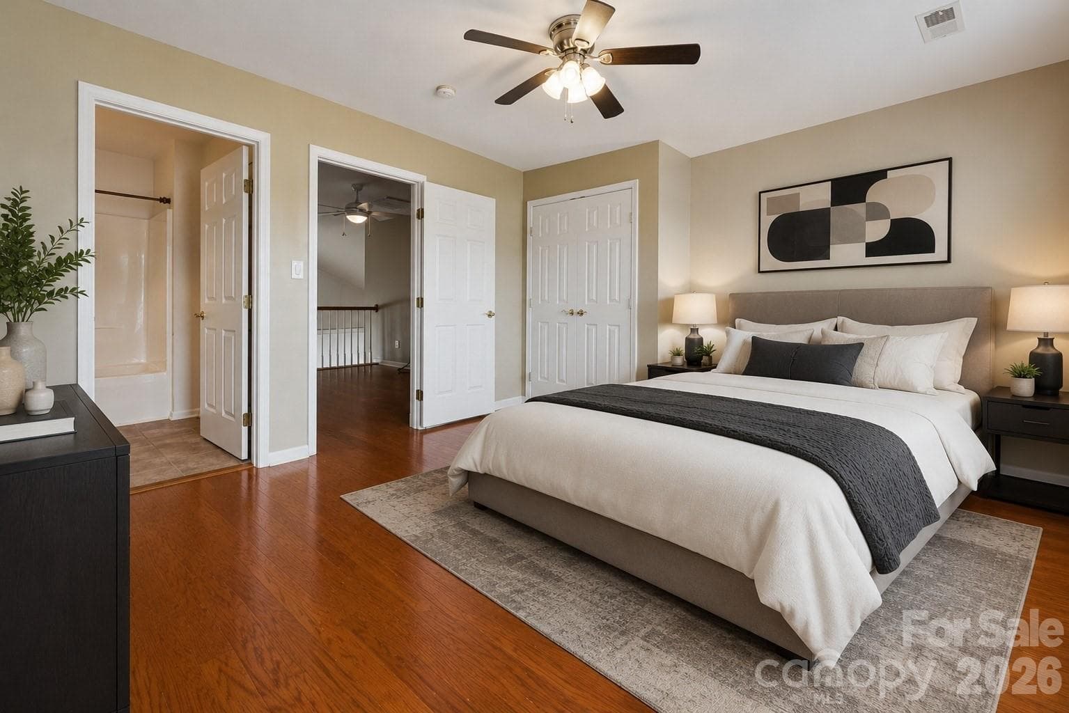 2 BEDROOM MAIN FLOOR - Monroe