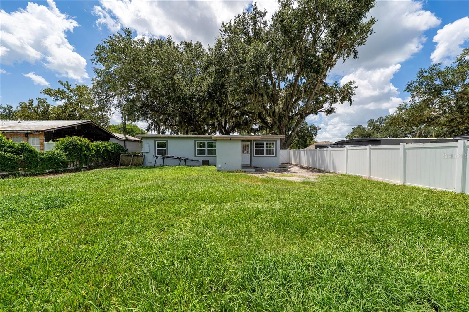 Single Family Residence at 2030 MILTON ST, LAKELAND, photo 26 of 31