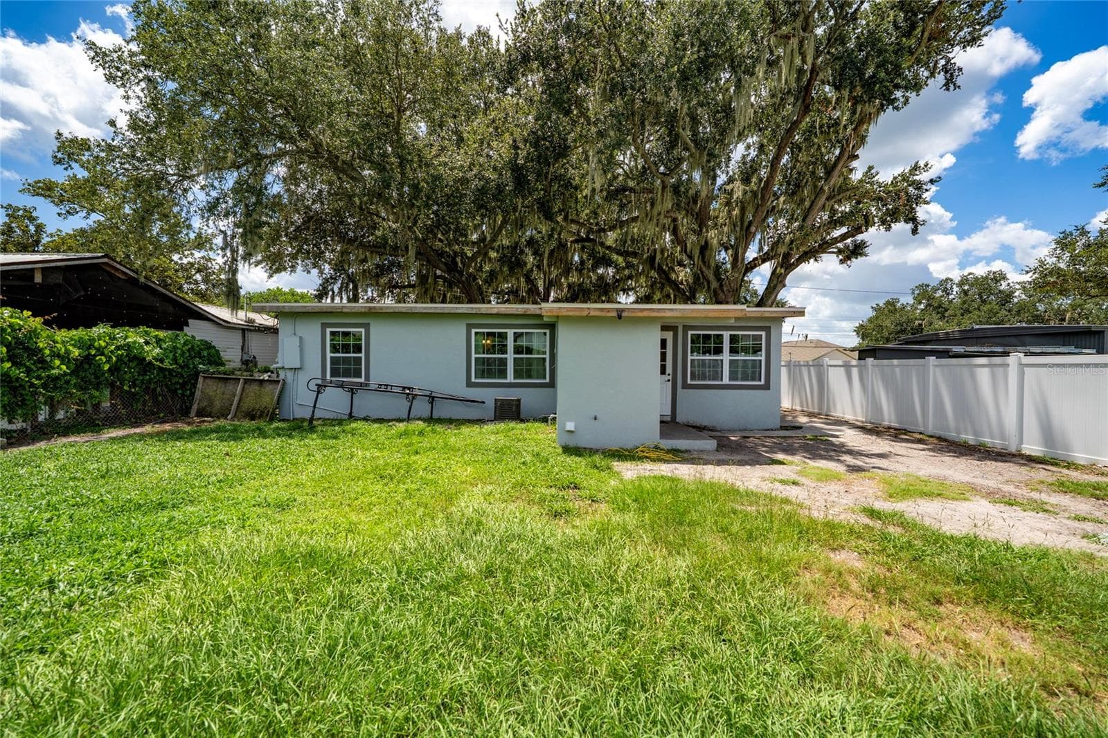 Single Family Residence at 2030 MILTON ST, LAKELAND, photo 27 of 31