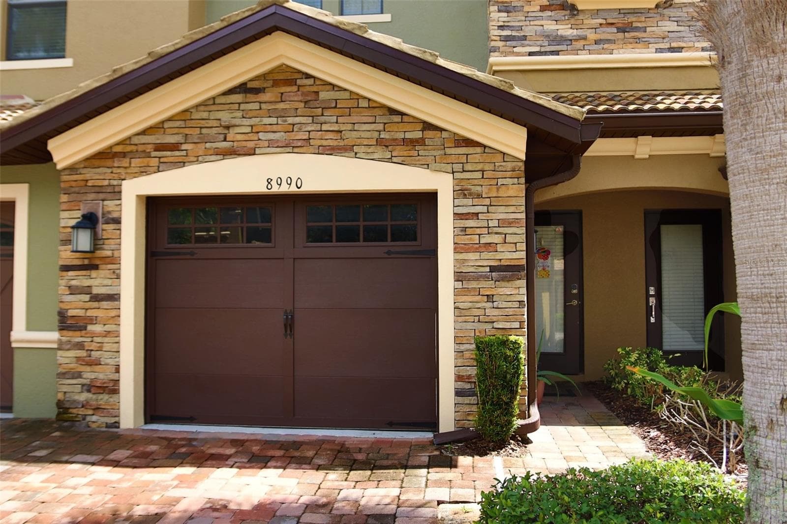 8990 AZALEA SANDS LN