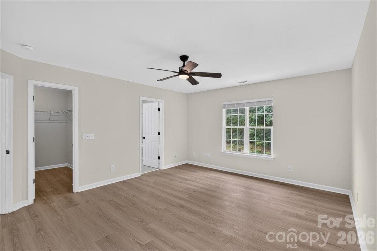 Single Family Residence at 8100 Laurel Run Drive, Charlotte, photo 28 of 38