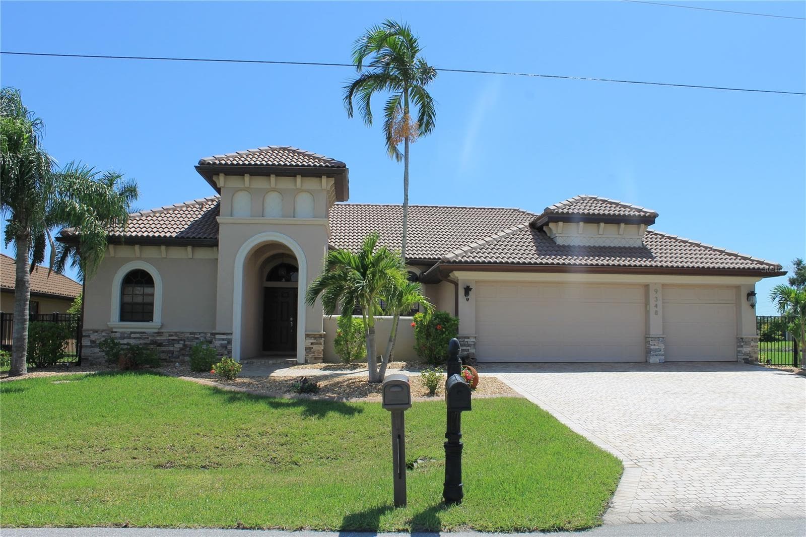 Single Family Residence at 9348 HIALEAH TER, PORT CHARLOTTE, photo 3 of 57
