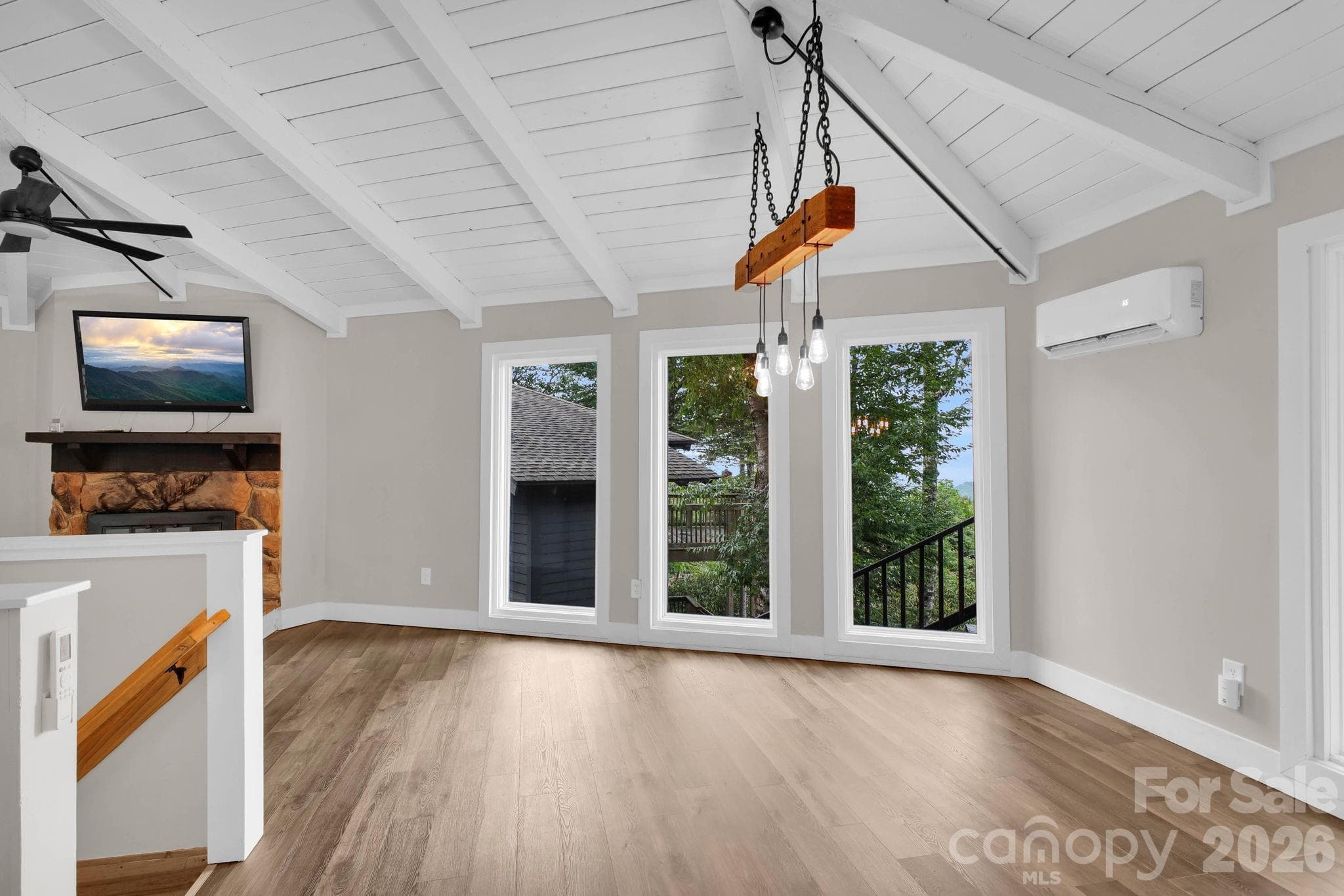 Single Family Residence at 119 Beechwood Lane, Beech Mountain, photo 11 of 46