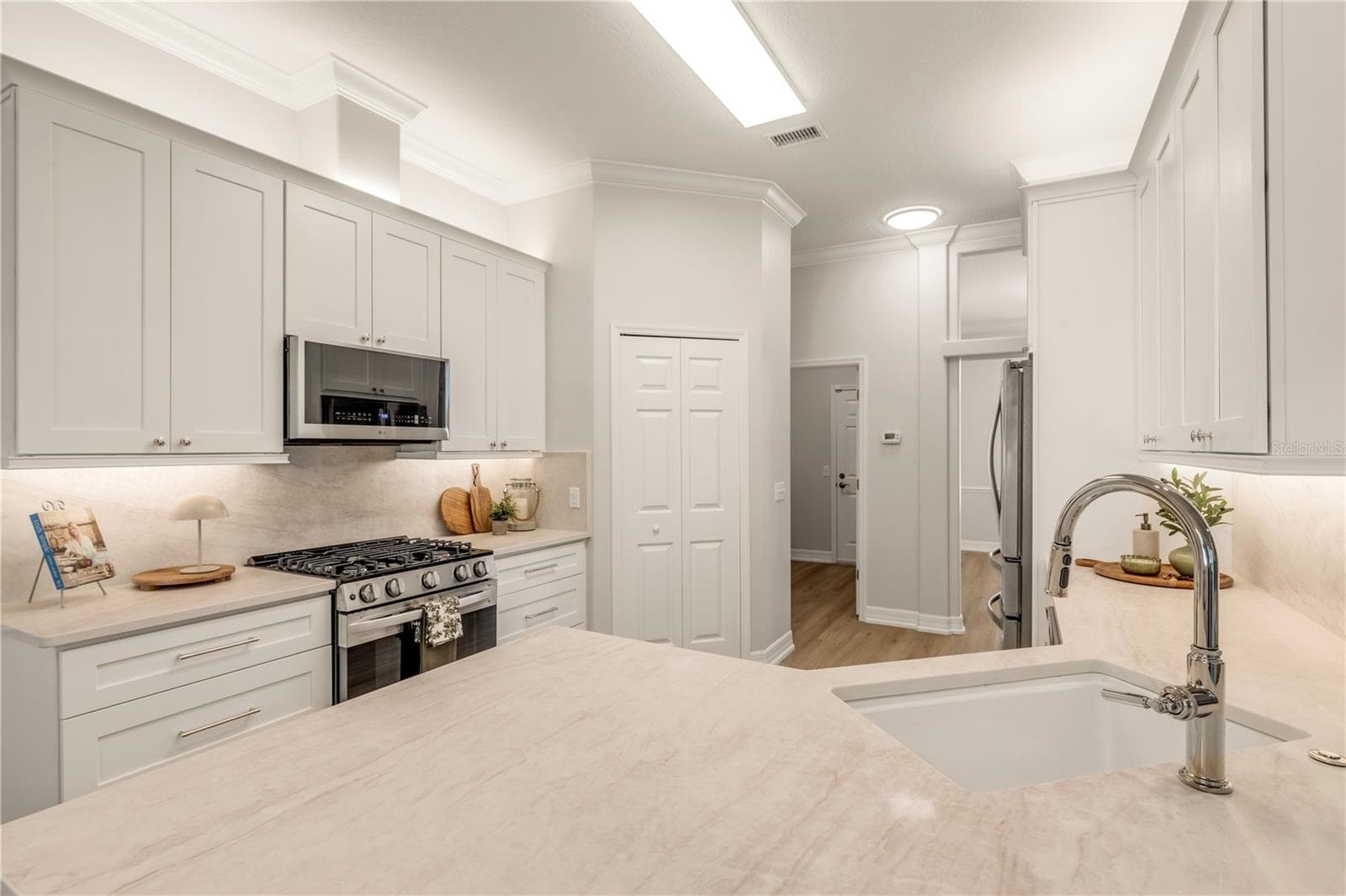 Single Family Residence at 410 S PENINSULA AVE, NEW SMYRNA BEACH, photo 28 of 58