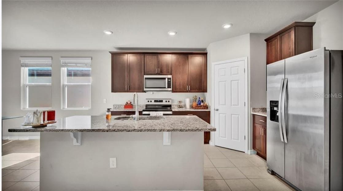 kitchen - 3041 CASSIDY LN, HAINES CITY
