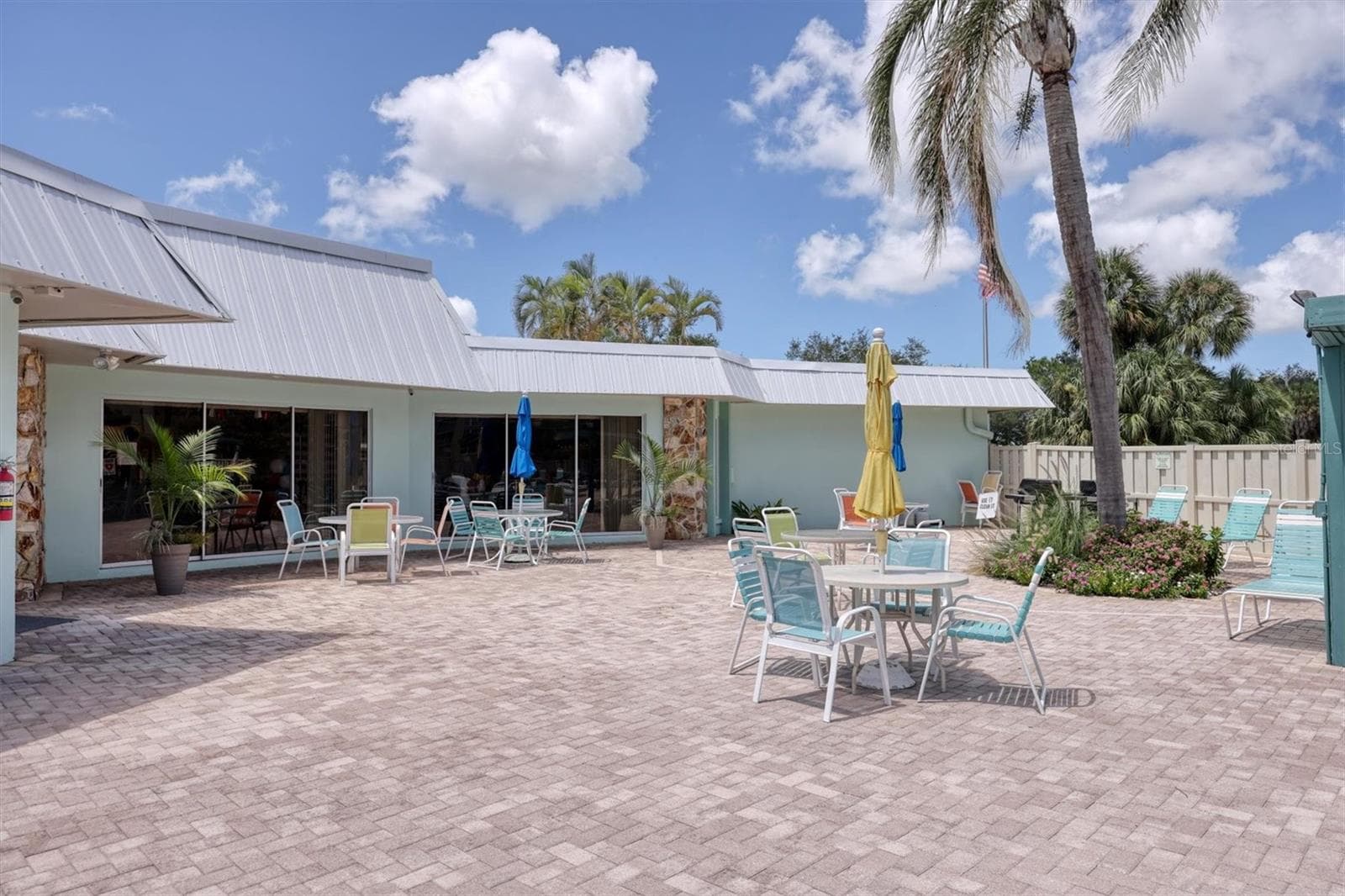 Condominium at 4040 IRONWOOD CIR #304F, BRADENTON, photo 35 of 54