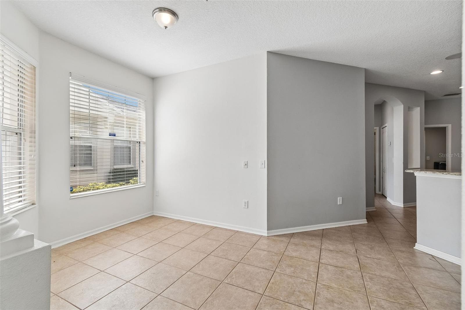 Single Family Residence at 11435 CAMBRAY CREEK LOOP, RIVERVIEW, photo 17 of 42