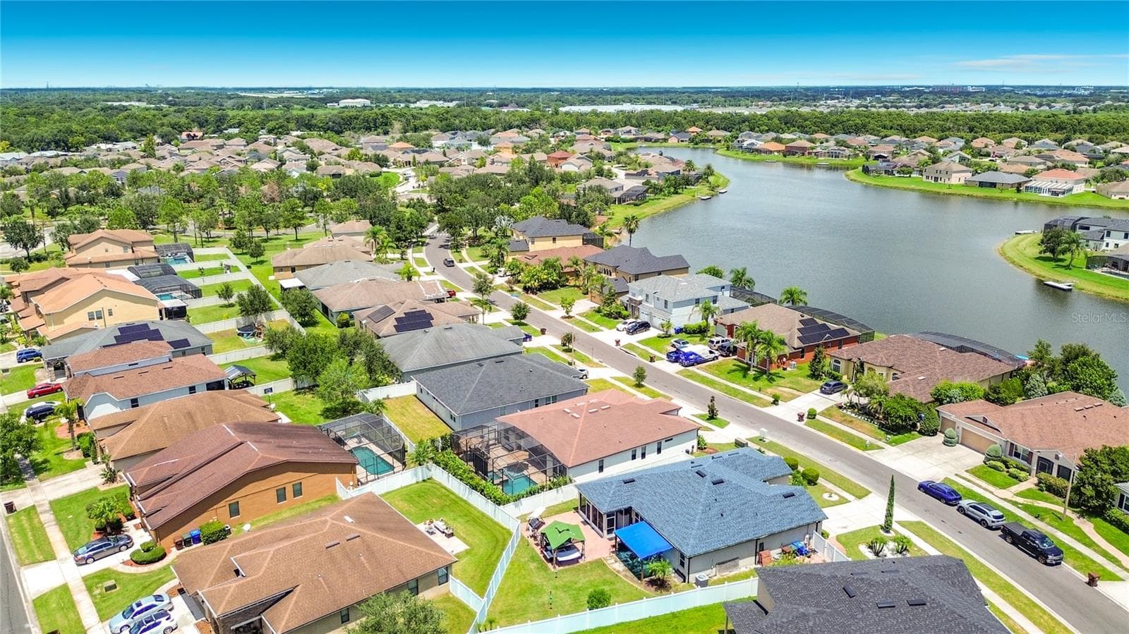 Single Family Residence at 3034 BOATING BLVD, KISSIMMEE, photo 9 of 72