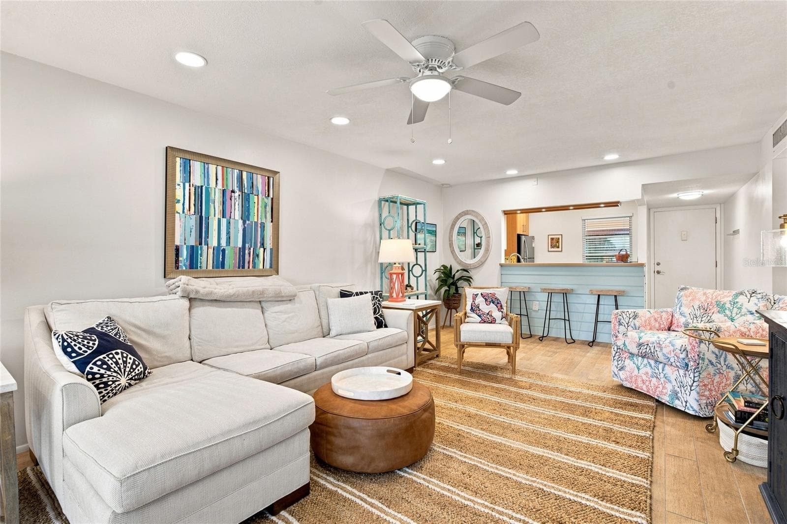 Condominium at 3868 CATALINA DR, BRADENTON, photo 10 of 30