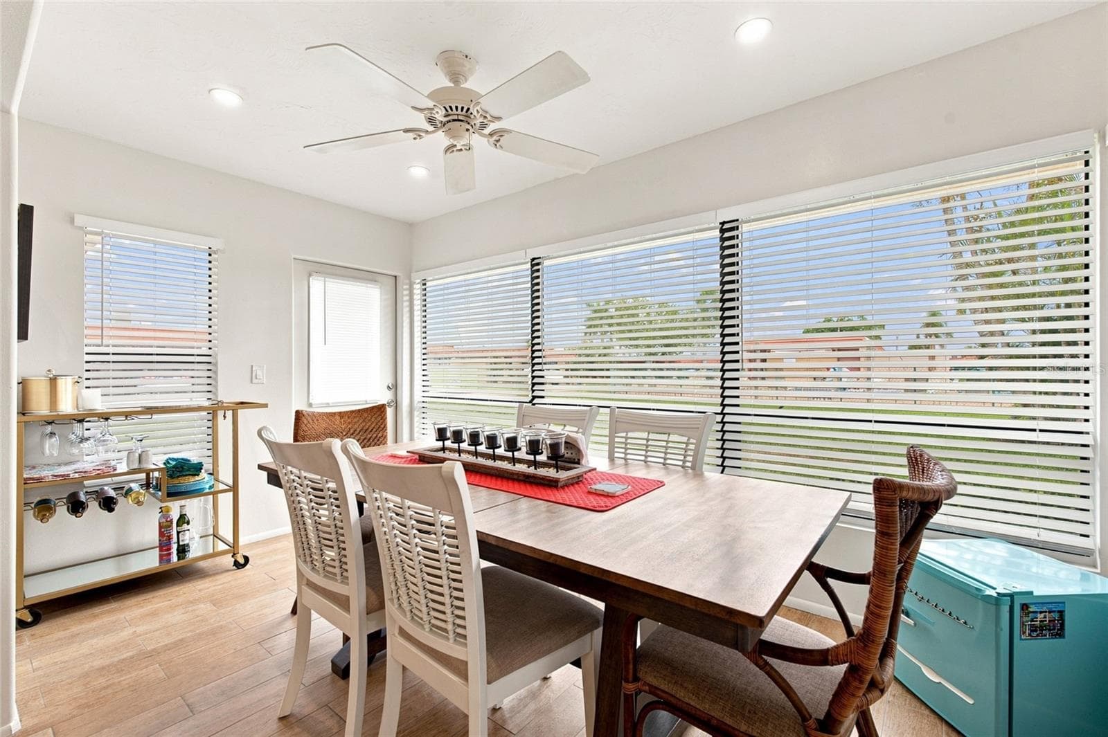 Condominium at 3868 CATALINA DR, BRADENTON, photo 12 of 30