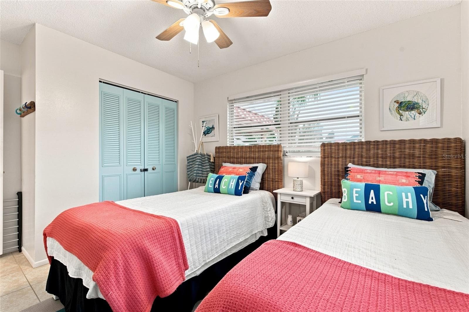 Condominium at 3868 CATALINA DR, BRADENTON, photo 18 of 30