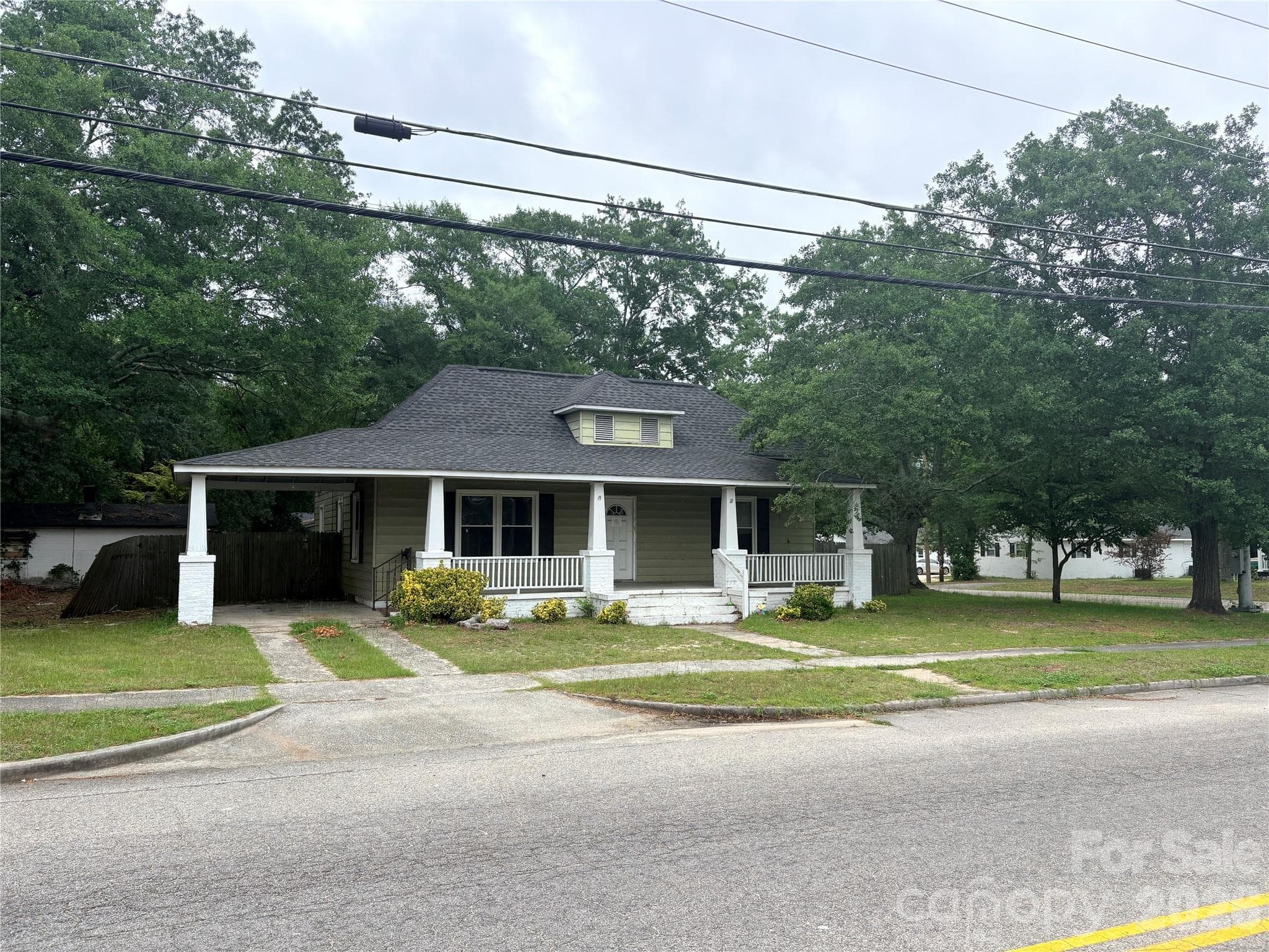 102 N Minor Street