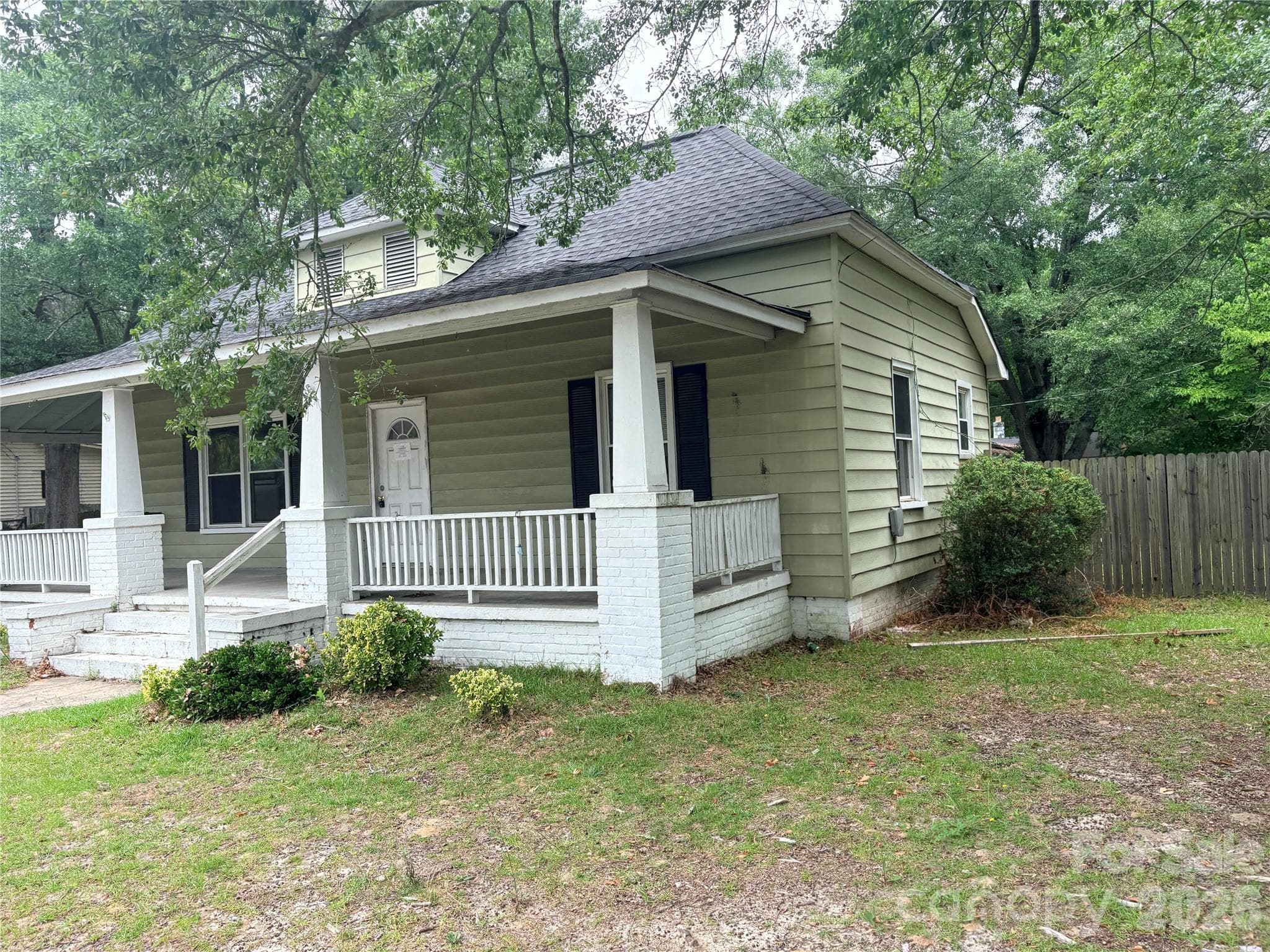 Side Right - 102 N Minor Street, Kershaw