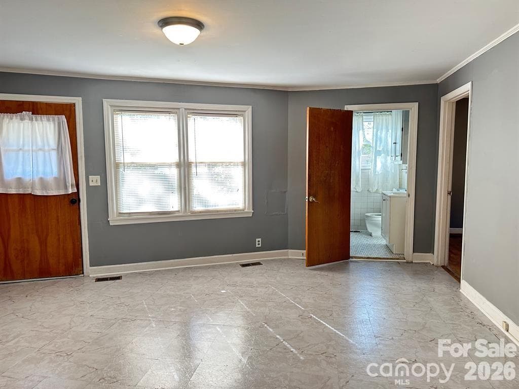 Dining Area - 102 N Minor Street, Kershaw
