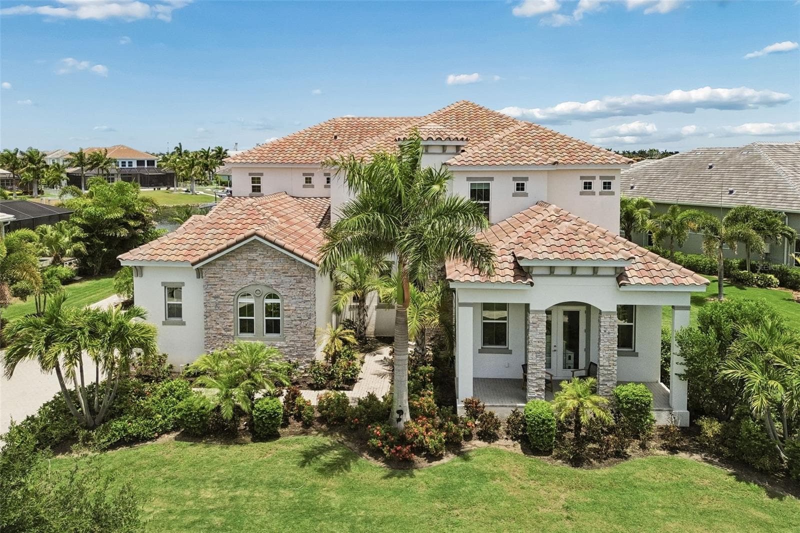 Single Family Residence at 823 MANNS HARBOR DR, APOLLO BEACH, photo 10 of 57