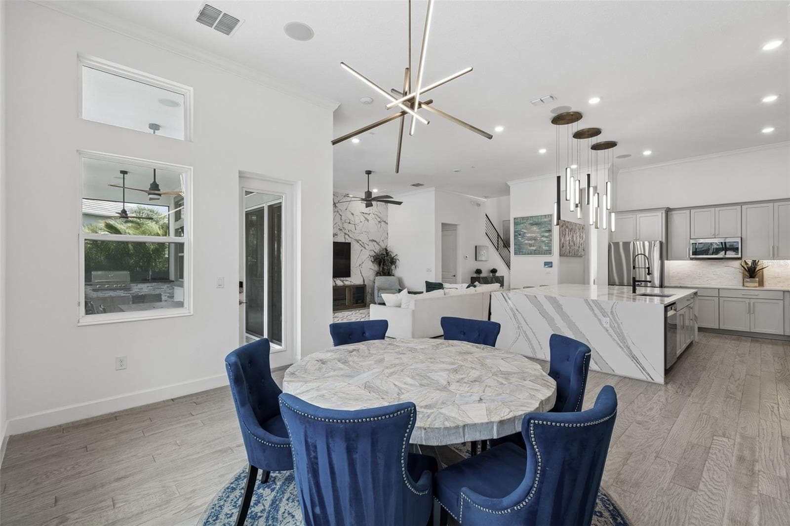 Single Family Residence at 823 MANNS HARBOR DR, APOLLO BEACH, photo 18 of 57
