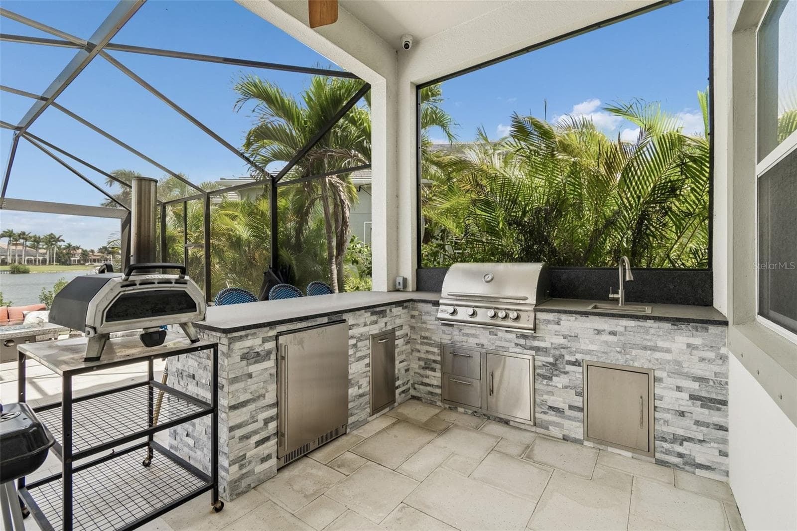 Single Family Residence at 823 MANNS HARBOR DR, APOLLO BEACH, photo 50 of 57