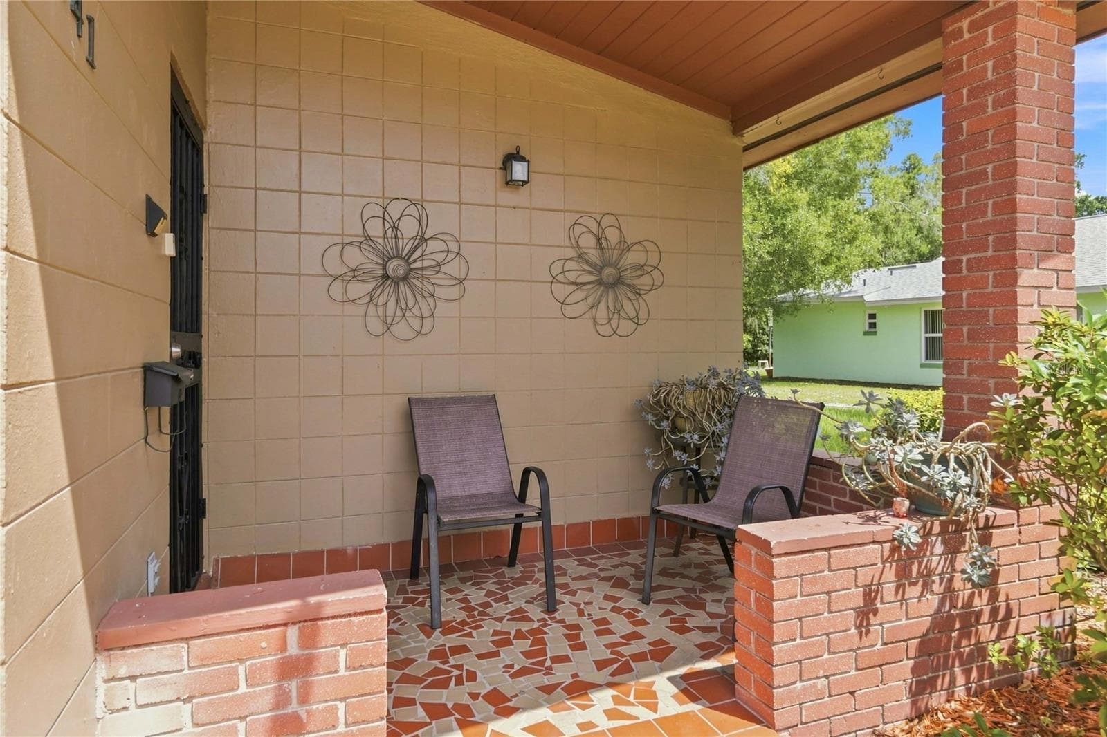 Single Family Residence at 841 WOODEN BLVD, ORLANDO, photo 2 of 14