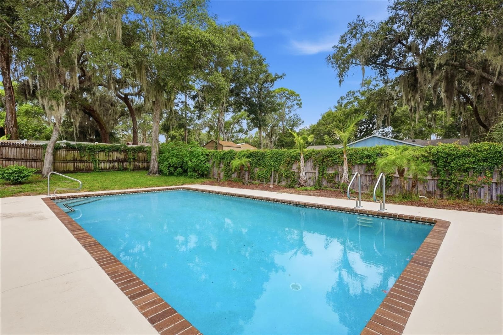 Single Family Residence at 226 COUNCIL BLUFFS DR, DELTONA, photo 3 of 44