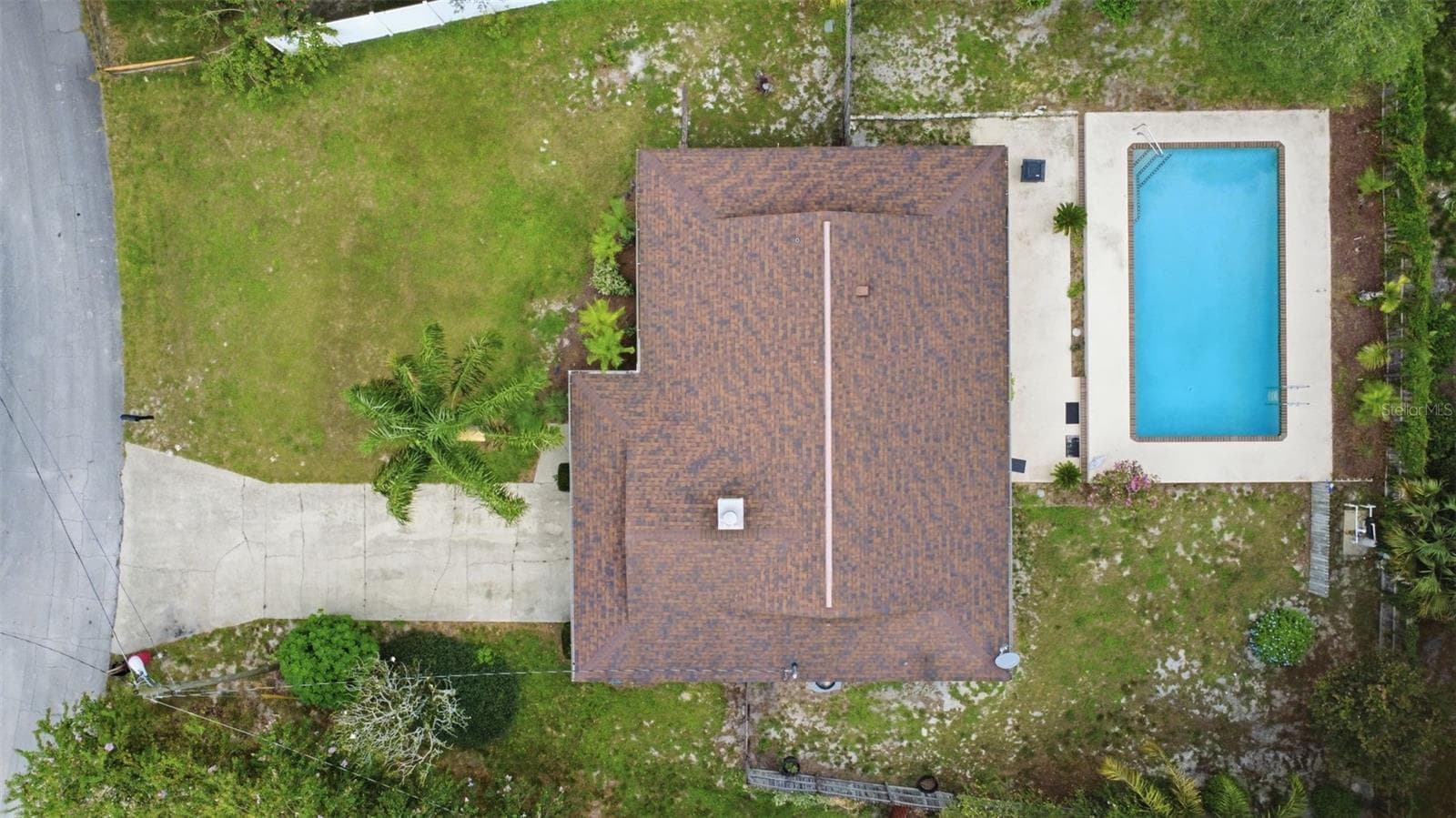 Single Family Residence at 226 COUNCIL BLUFFS DR, DELTONA, photo 36 of 44