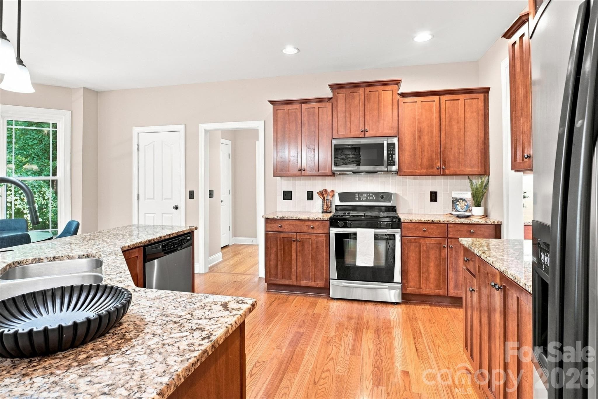 Single Family Residence at 112 Millwood Drive, Fort Mill, photo 17 of 45