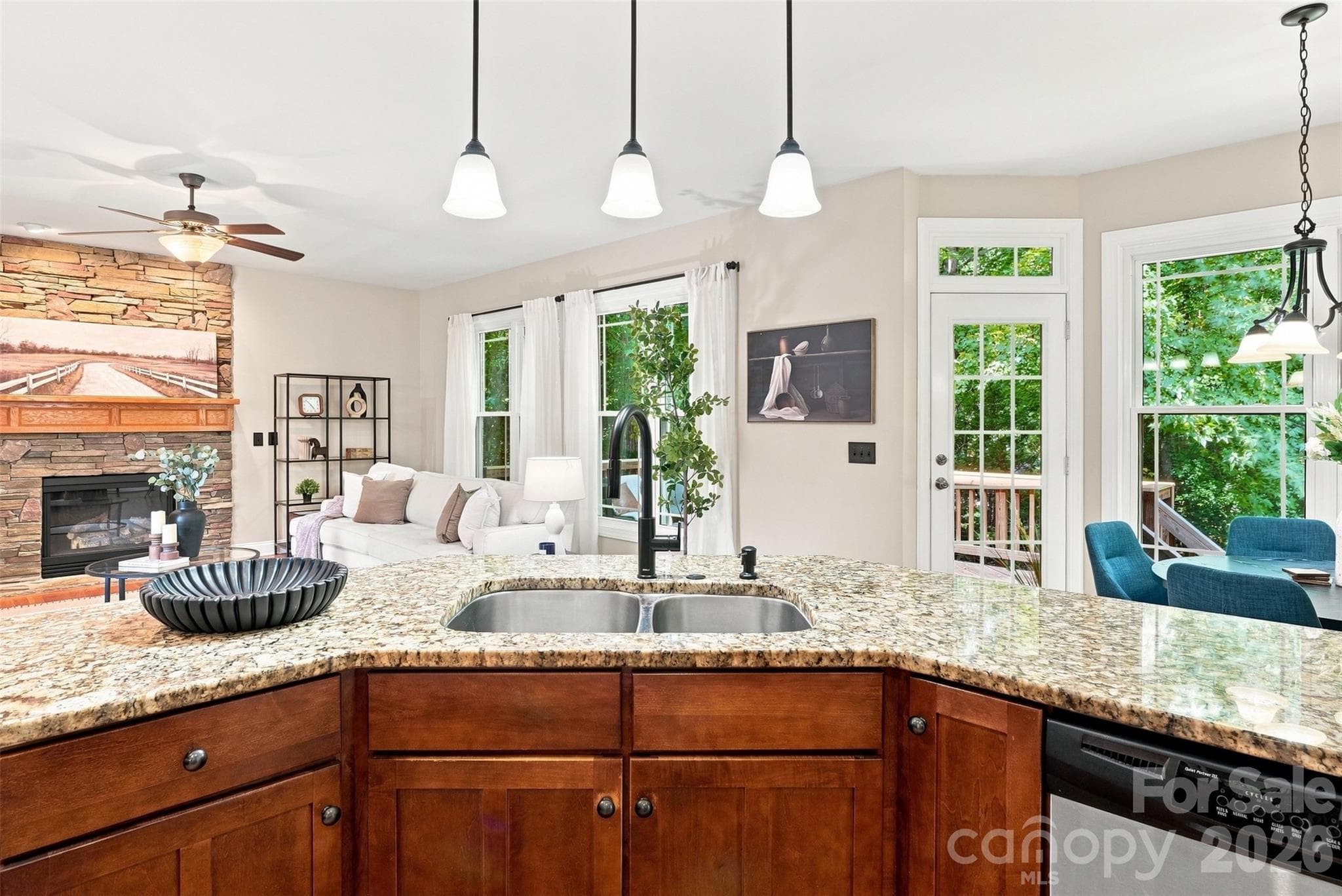 Single Family Residence at 112 Millwood Drive, Fort Mill, photo 19 of 45