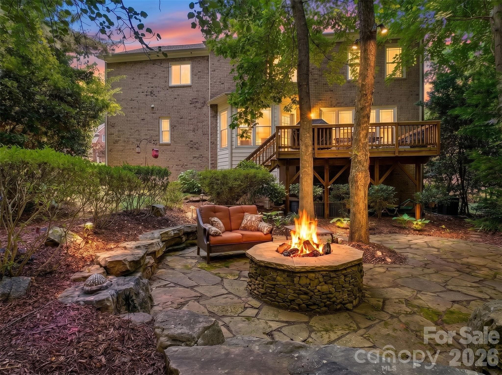 Single Family Residence at 112 Millwood Drive, Fort Mill, photo 4 of 45