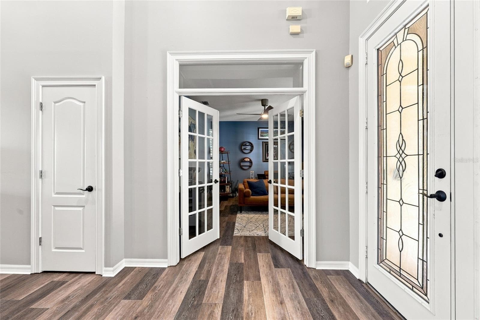 Single Family Residence at 8310 SUMMER GROVE RD, TAMPA, photo 14 of 91