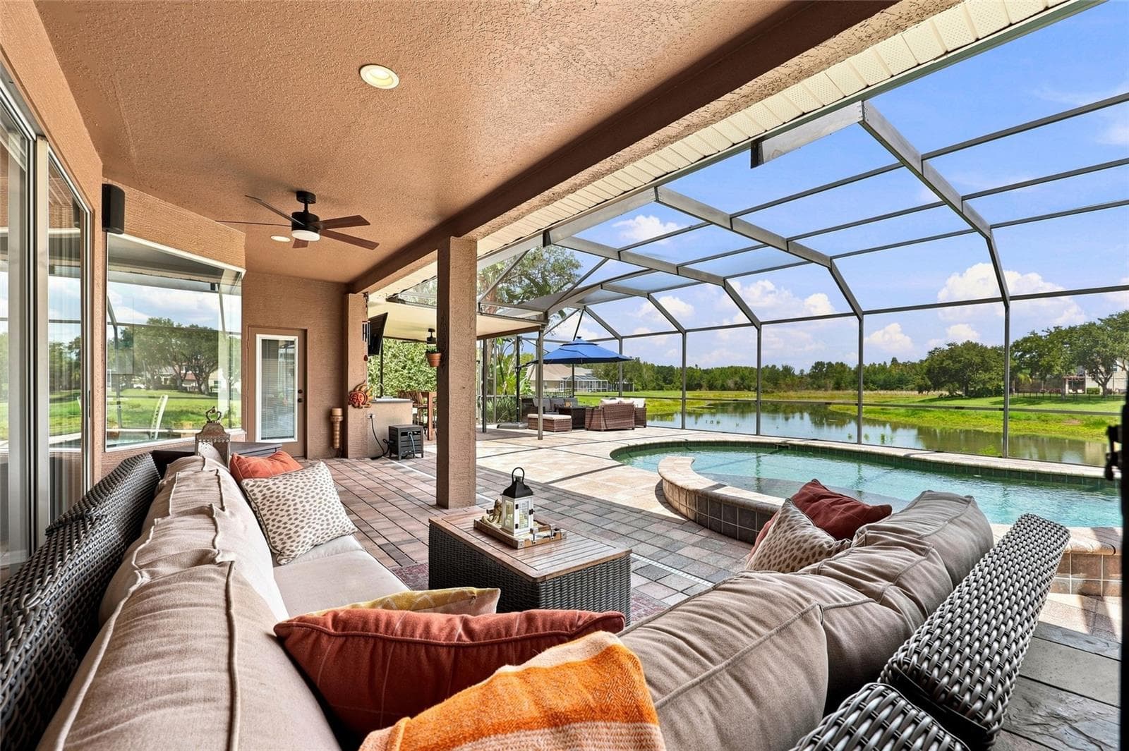 Single Family Residence at 8310 SUMMER GROVE RD, TAMPA, photo 73 of 91