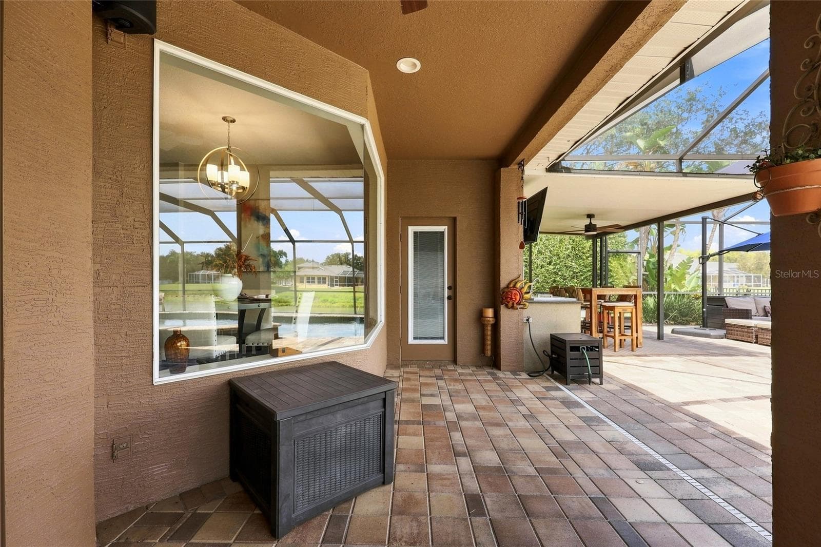 Single Family Residence at 8310 SUMMER GROVE RD, TAMPA, photo 75 of 91