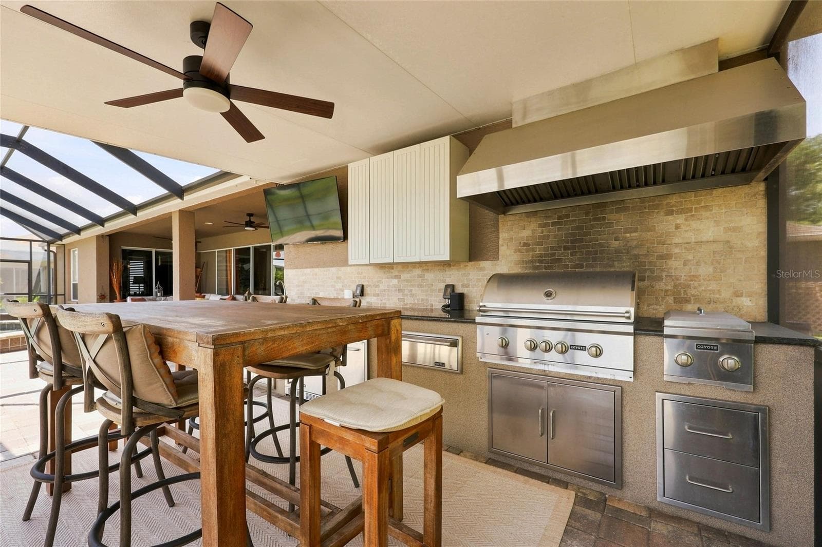 Single Family Residence at 8310 SUMMER GROVE RD, TAMPA, photo 77 of 91