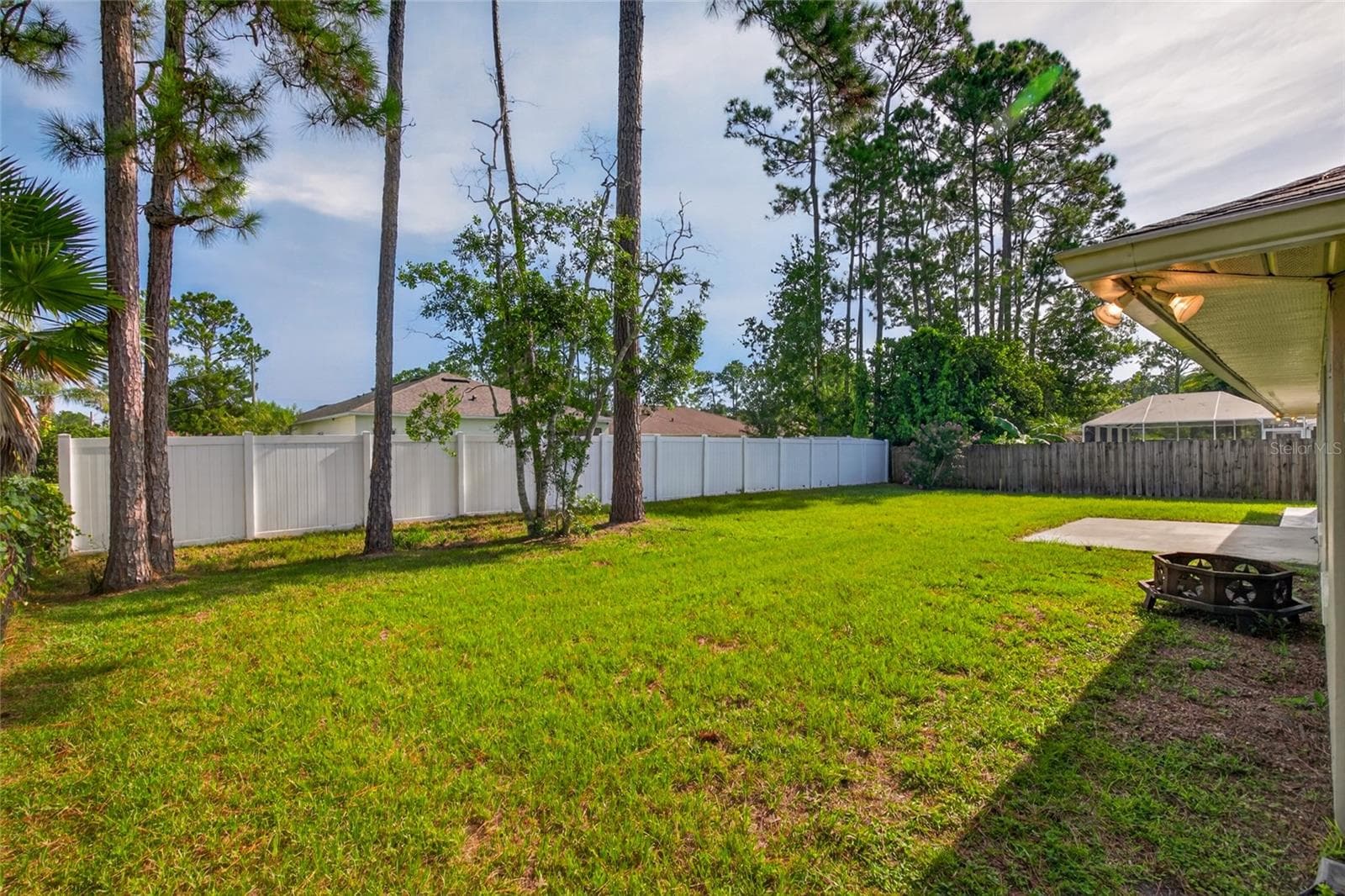 Single Family Residence at 3 POINT PLEASANT DR, PALM COAST, photo 24 of 51