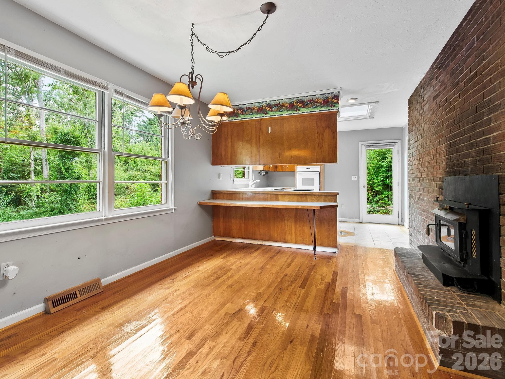 Single Family Residence at 48 Faircrest Road, Asheville, photo 11 of 31