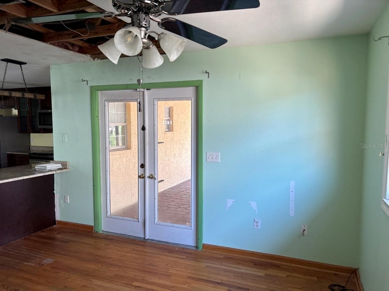 Single Family Residence at 4604 RIDGE PT, TAMPA, photo 5 of 18