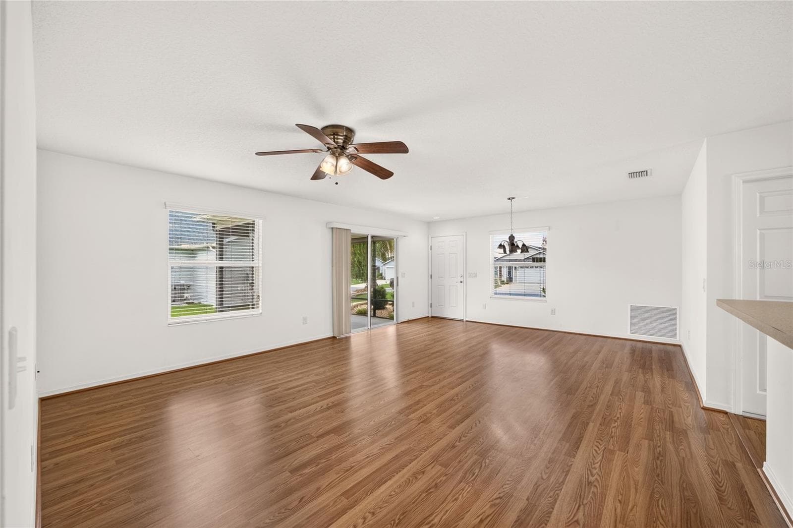 Single Family Residence at 3437 GREENACRES TER, THE VILLAGES, photo 13 of 45