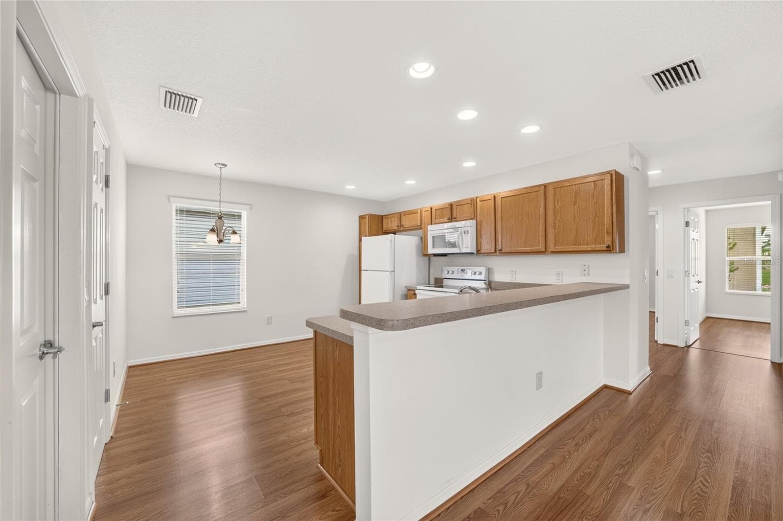 Single Family Residence at 3437 GREENACRES TER, THE VILLAGES, photo 18 of 45