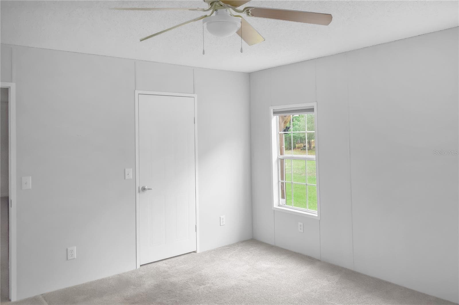 Manufactured Home at 10851 NE 76TH ST, BRONSON, photo 12 of 21
