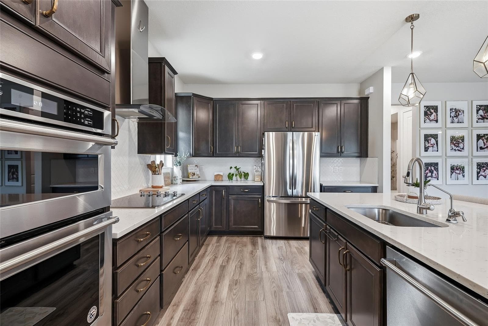 Single Family Residence at 19284 BRIARBROOK DR, TAMPA, photo 21 of 84