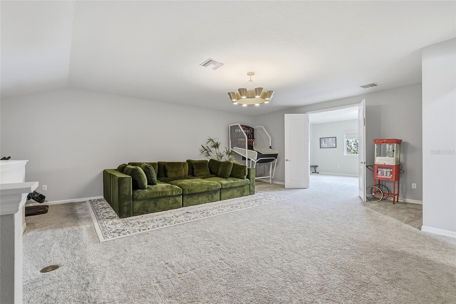 Single Family Residence at 19284 BRIARBROOK DR, TAMPA, photo 54 of 84