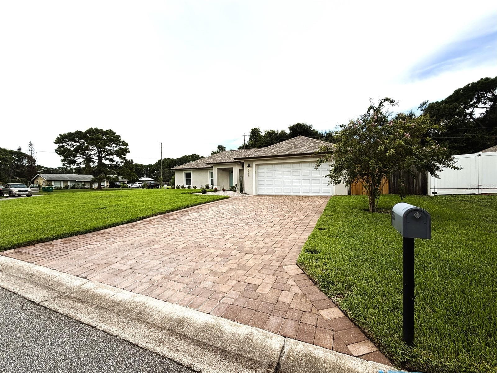 Single Family Residence at 5515 EAGLE WAY, MERRITT ISLAND, photo 3 of 52