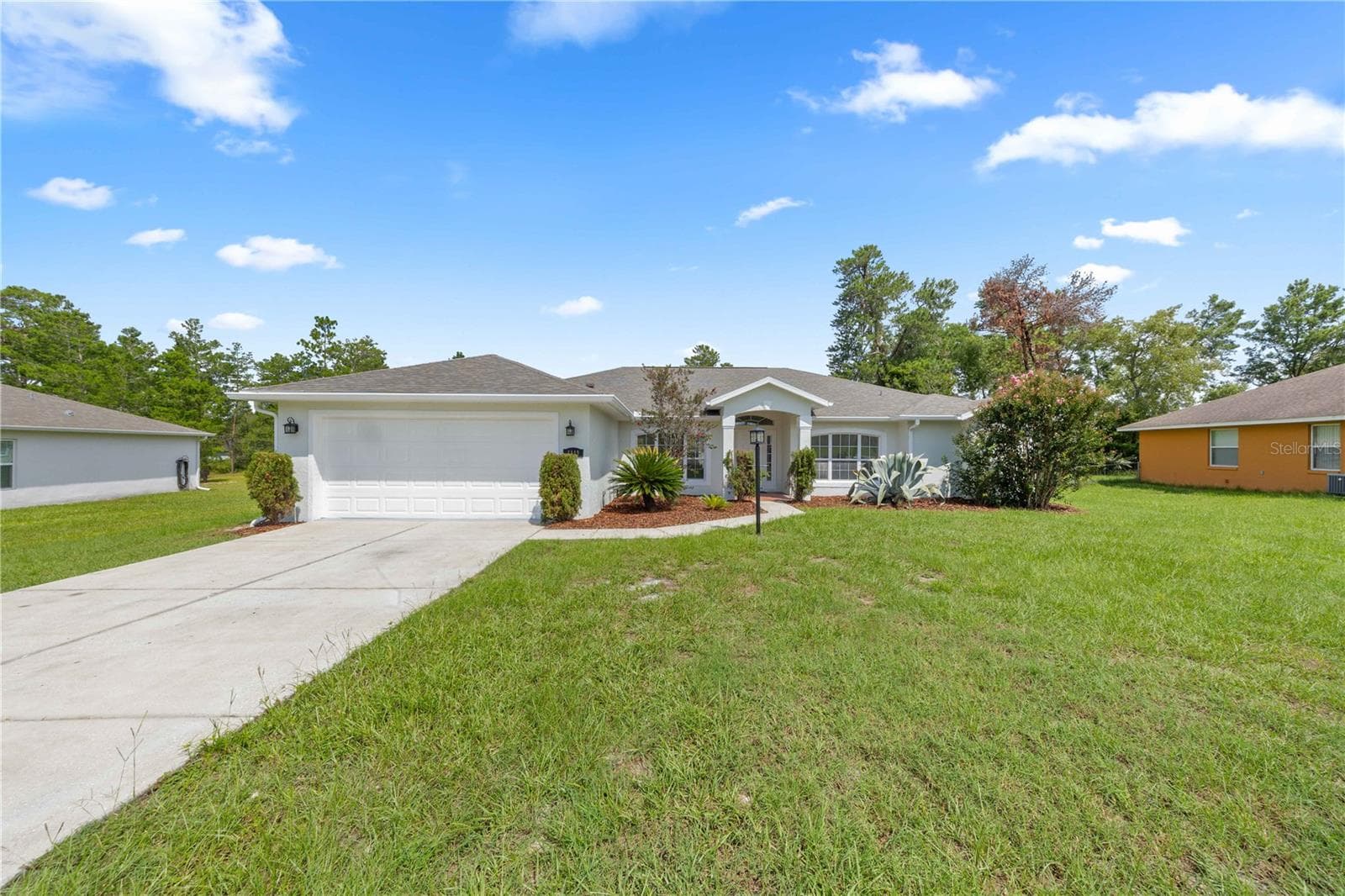 4949 SW 109TH LOOP