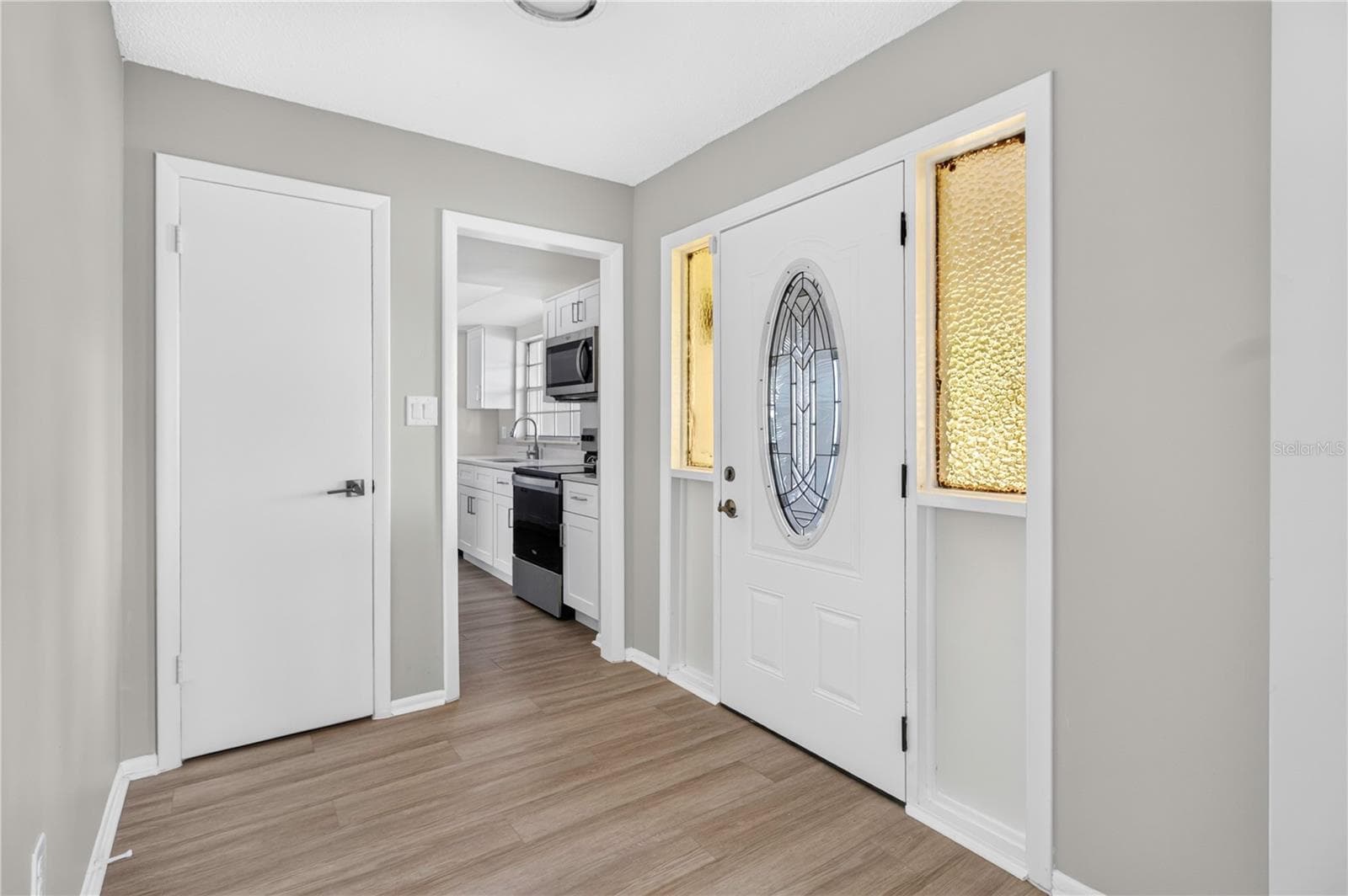 Front Entrance - 1442 CANTERBURY CIR, CASSELBERRY