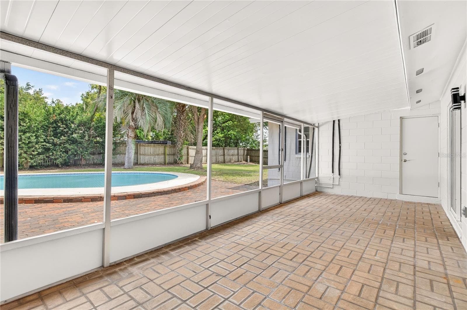 Back Screened Pation - 1442 CANTERBURY CIR, CASSELBERRY