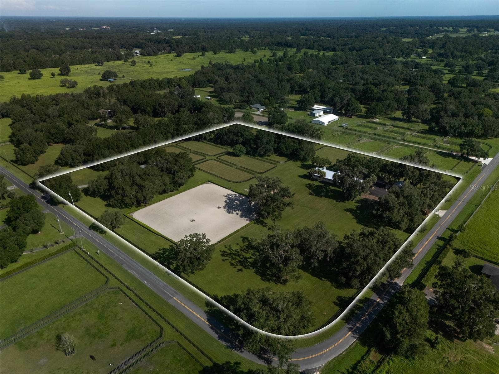 Farm at 3680 NW 115TH AVE, OCALA, photo 2 of 39