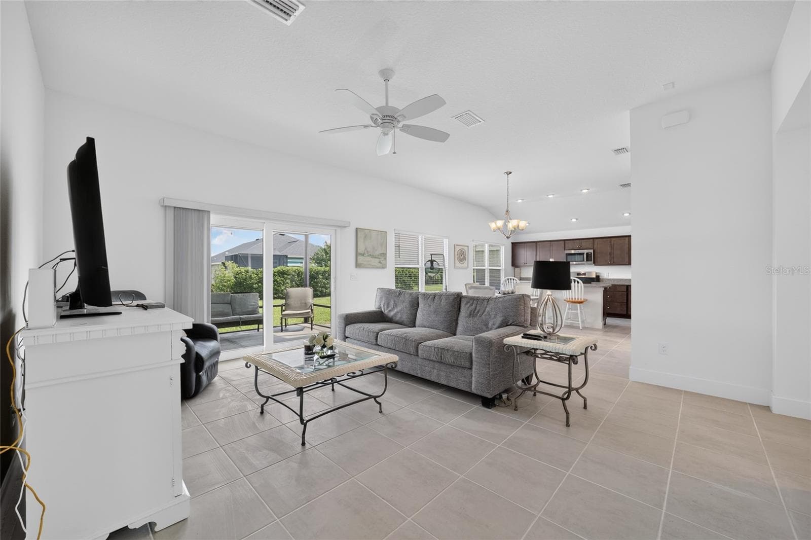 Single Family Residence at 6305 DANIELSON LOOP, THE VILLAGES, photo 8 of 66