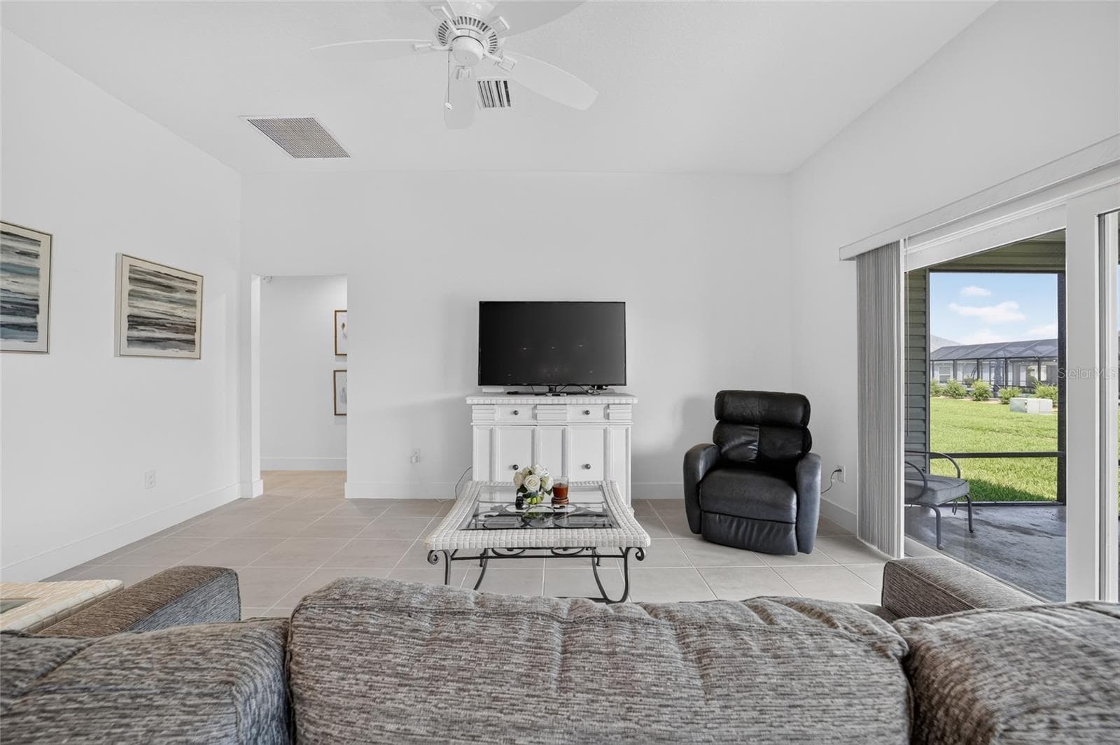 Single Family Residence at 6305 DANIELSON LOOP, THE VILLAGES, photo 13 of 66