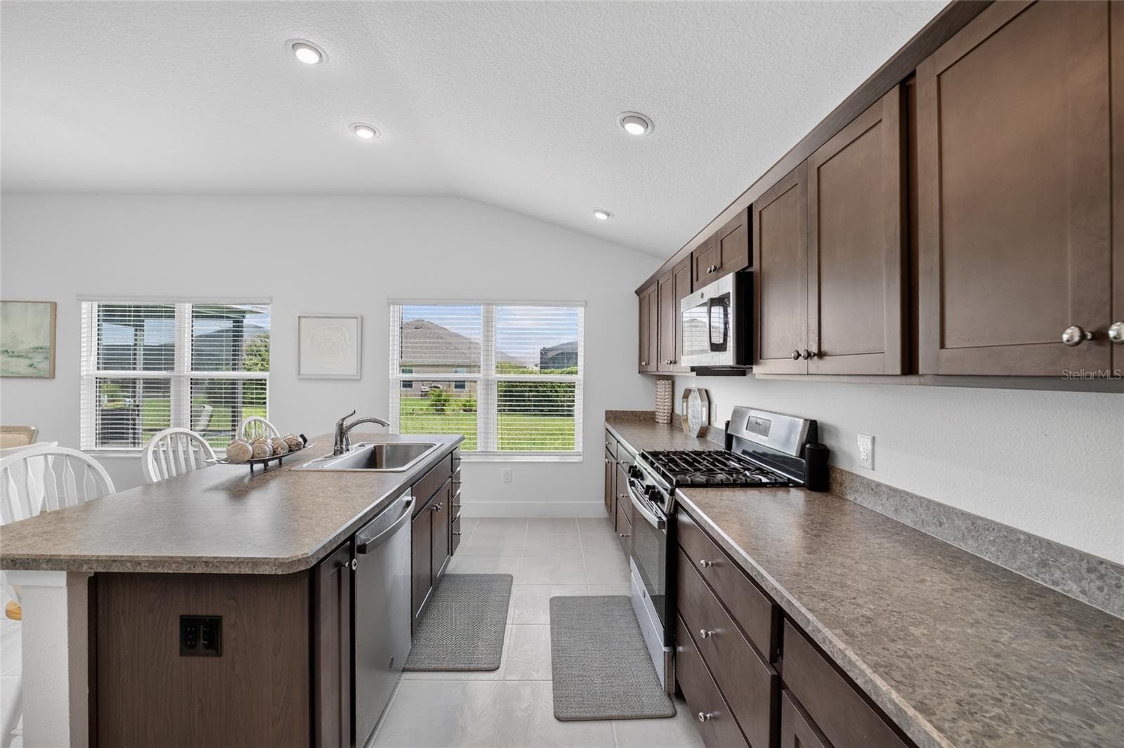 Single Family Residence at 6305 DANIELSON LOOP, THE VILLAGES, photo 34 of 66
