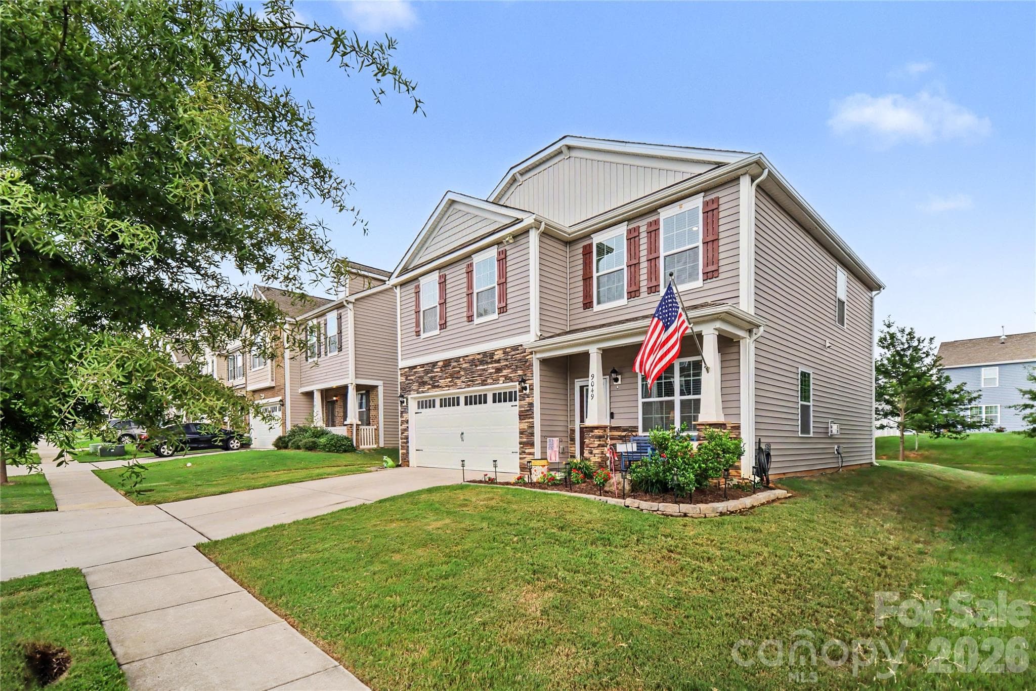 Single Family Residence at 9049 Remnick Drive, Gastonia, photo 3 of 34