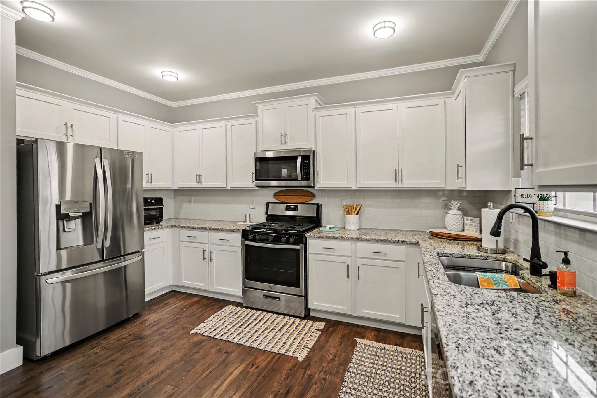 Single Family Residence at 9049 Remnick Drive, Gastonia, photo 10 of 34