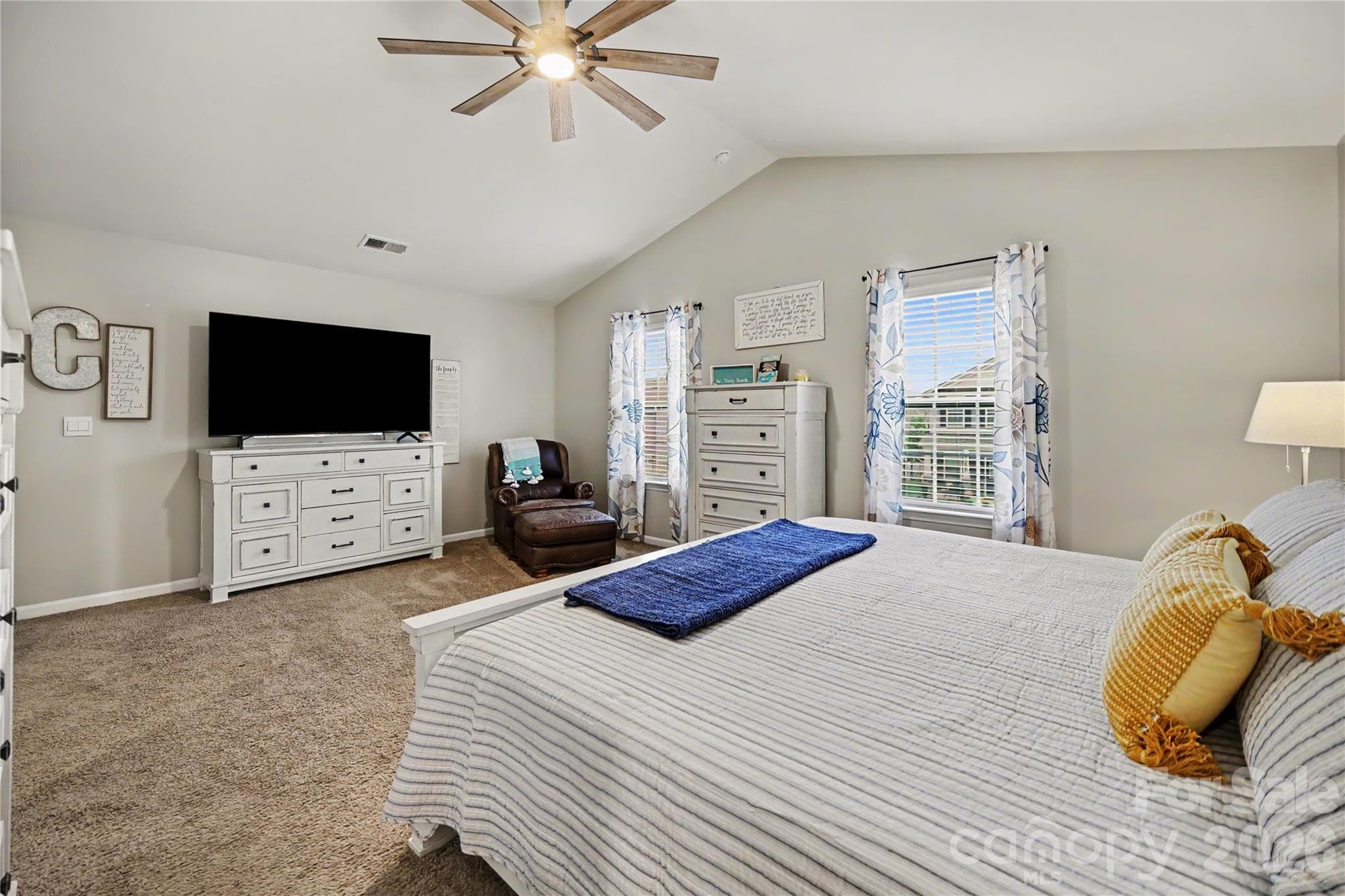 Single Family Residence at 9049 Remnick Drive, Gastonia, photo 17 of 34